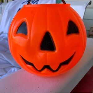 Vintage 1980 Empire Carolina Pumpkin Jack-O-Lantern Blow Mold Candy Pail Bucket